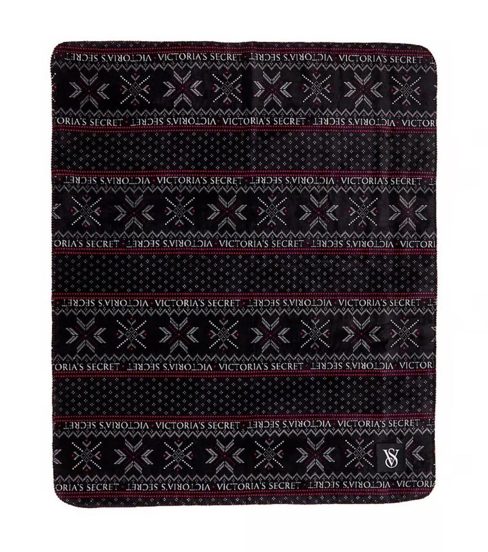 Victoria’s Secret blanket (Category: Undergarments & Loungewear) located in Manila. Submitted by csjlgen (Listing ID 1460540960, Image 2). Description: .