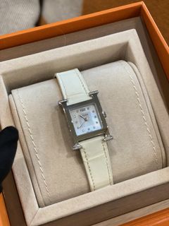 (Category: ) located in . Submitted by thewomanbehindthebrand (Listing ID 1460624845, Image 1). Description: .