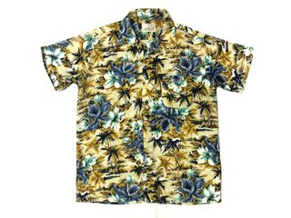 (Category: ) located in . Submitted by vintagecloset_mystore (Listing ID 1460653789, Image 1). Description: .
