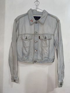 (Category: ) located in . Submitted by macyjoythrift (Listing ID 1460588858, Image 1). Description: .