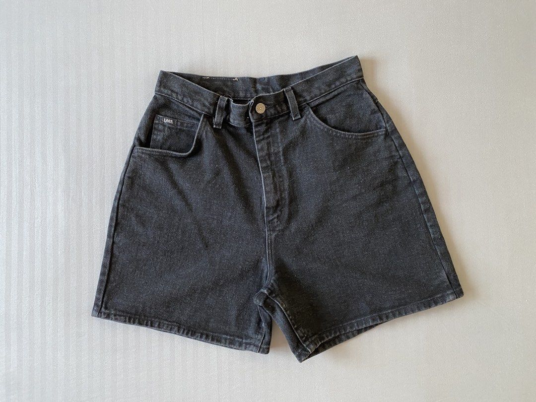 Vintage Lee Jorts Denim Shorts (Category: Shorts) located in Manila. Submitted by klausdaimler (Listing ID 1460512285, Image 1). Description: Vintage Lee Jorts Denim Shorts Levi Jorts Alternative 28 Waist x 17.5 Length x 12.75 Leg Opening.