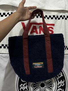 (Category: ) located in . Submitted by road.thriftnvintage (Listing ID 1460664537, Image 1). Description: .