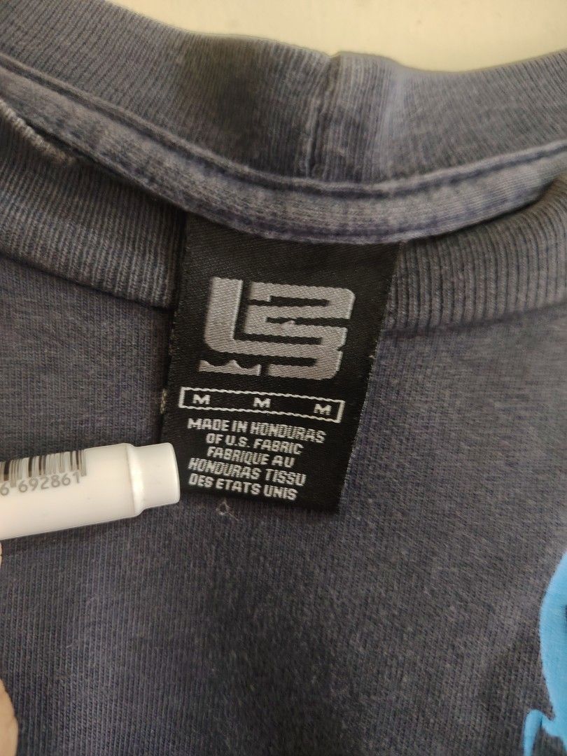 Vintage Nike Lebron Shirt (Category: Tshirts & Polo Shirts ) located in Manila. Submitted by unlithriftsouth (Listing ID 1460569560, Image 3). Description: DIMES : 22 X 31 ISSUE : HAIRLINES,MINOR FADINGS.
