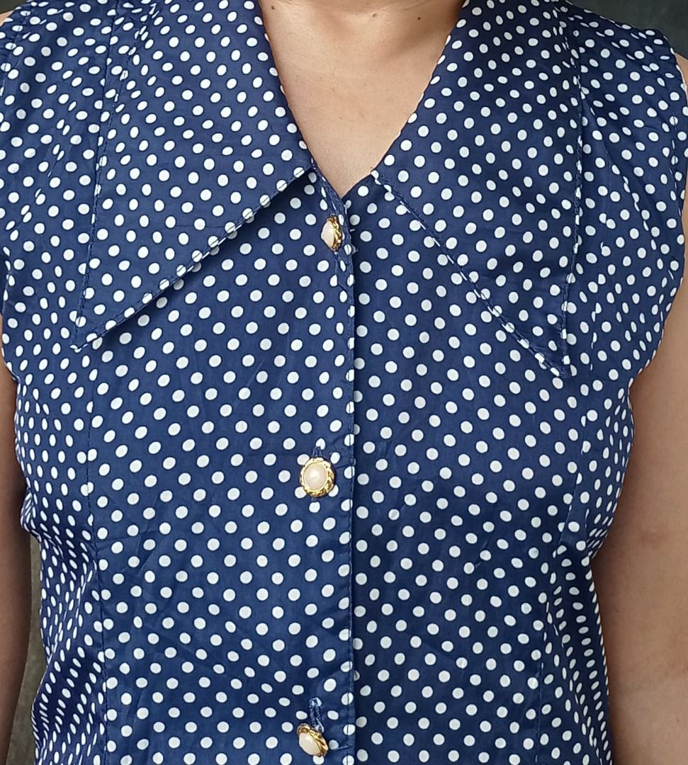 Vintage polka button down top (Category: Others Tops) located in Davao. Submitted by irisrazona16792 (Listing ID 1460712279, Image 2). Description: Medium Frame mall quality.