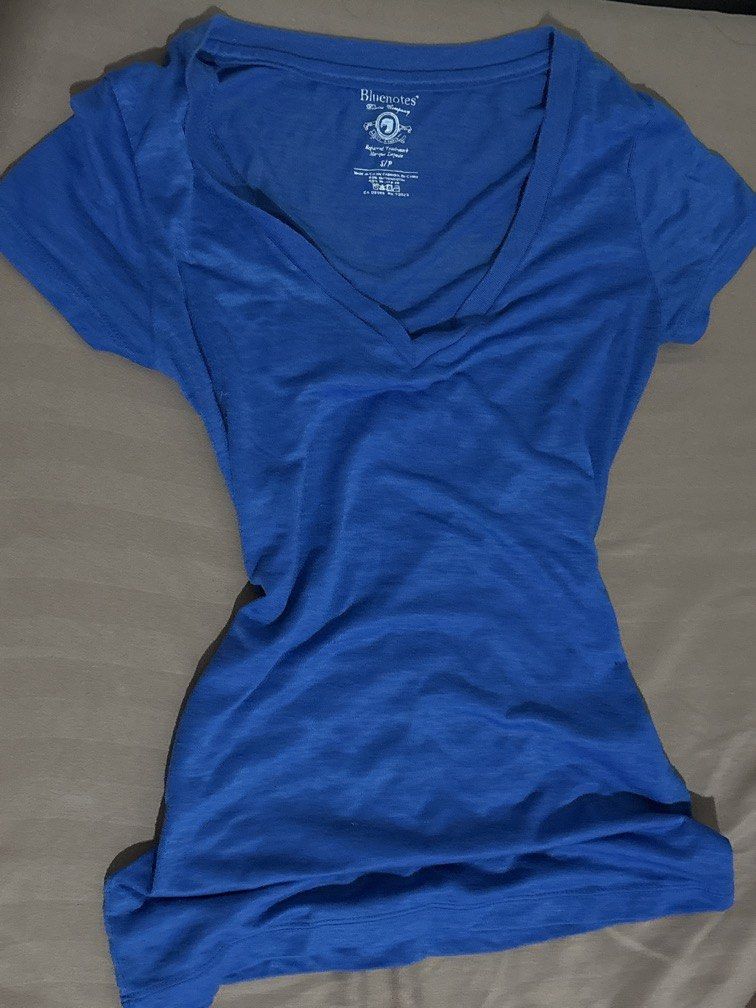 vintage top (Category: Shirts) located in Manila. Submitted by aicayukiee (Listing ID 1460612217, Image 1). Description: .