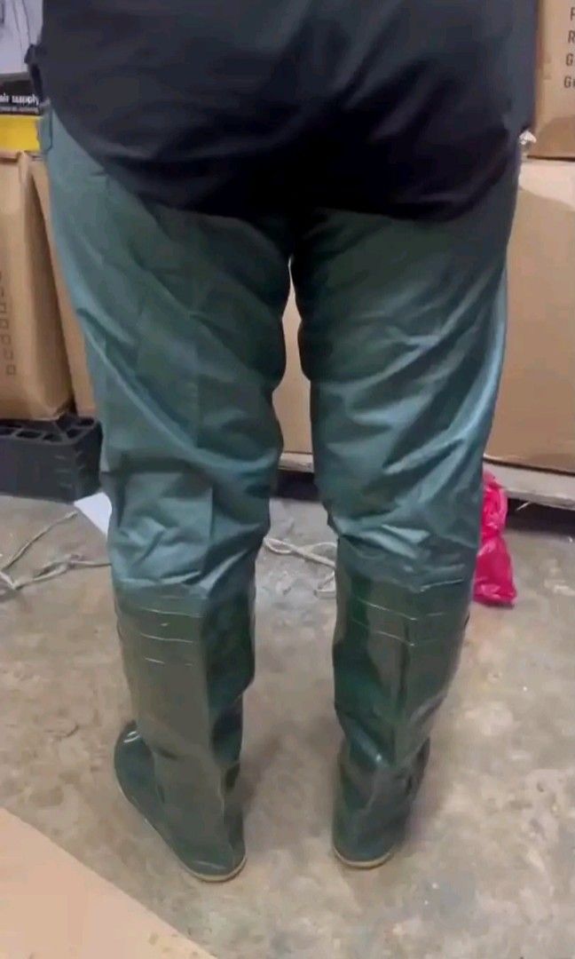 WATER PROOF WADER FOR FLOOD (Category: Construction Tools & Equipment) located in Manila. Submitted by bambooreye87652 (Listing ID 1460635583, Image 3). Description: Open for Bulk Orders!.