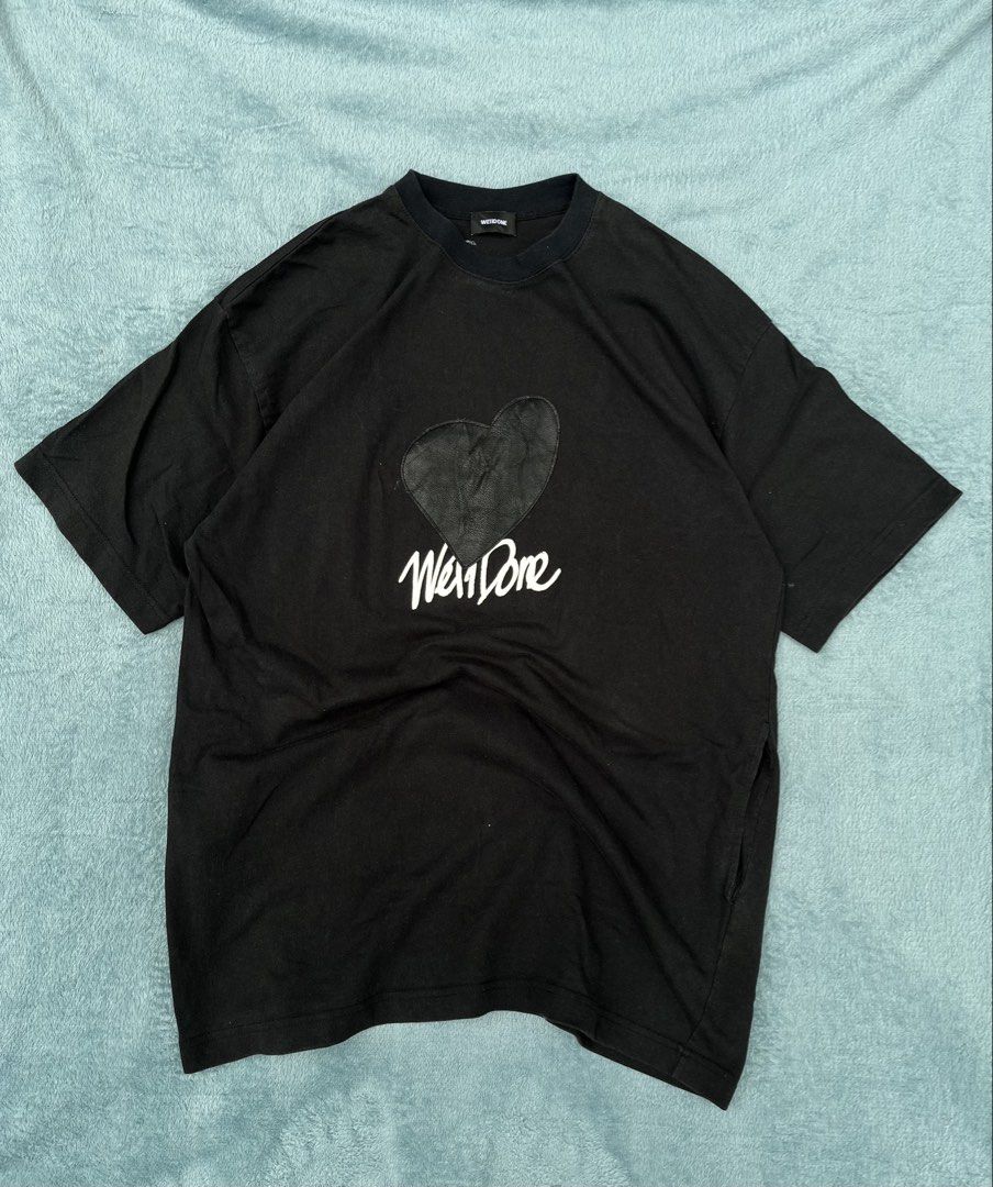 Welldone (Category: Tshirts & Polo Shirts ) located in San Jose. Submitted by keinzthriftt (Listing ID 1460668040, Image 1). Description: Welldone Dimes:22x29 Color Rate:9/10(needwash).