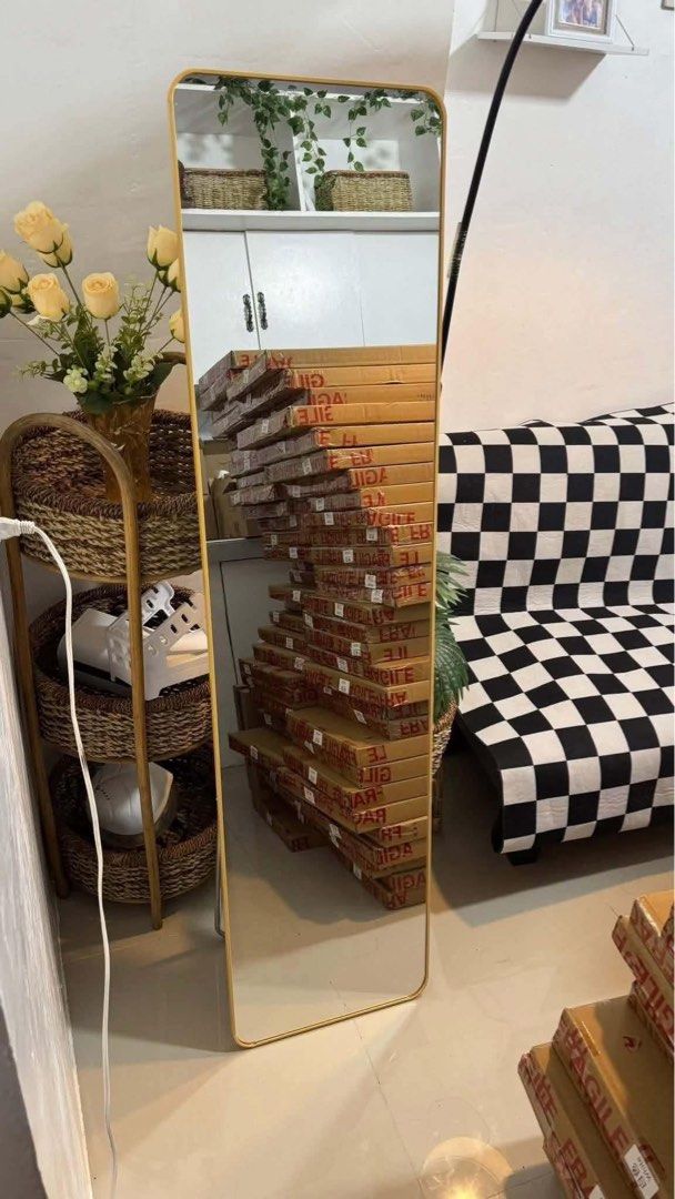 WHOLE BODY MIRROR (Category: Mirrors) located in Quezon City. Submitted by rqdt.quezoncity (Listing ID 1460689724, Image 3). Description: AESTHETIC WHOLE BODY MIRROR✨ ‼️DIRECT BODEGA💯 PERFECT FOR YOUR HOME, CONDO OR OUTFIT CHECK MIRROR ✅ PERFECT GIFT 🎁 • SIZE: 150*40cm • Easy to assemble • Space saver • Floor Standing • Swing Adjustment/Steady • Wall mounted * Leaning Available Colors: • Black 🖤 • Gold 💛 • White 🤍 📍DIRECT MESSAGE ME, THANK 