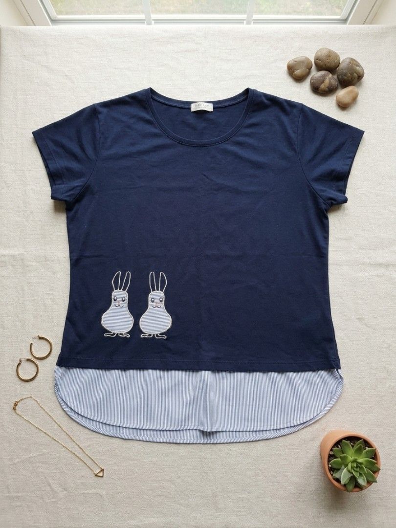 Women Shirt (Category: Shirts) located in Las Pinas. Submitted by dnbrbnt (Listing ID 1460531313, Image 1). Description: size med to large super nice in actual loc. las piñas.