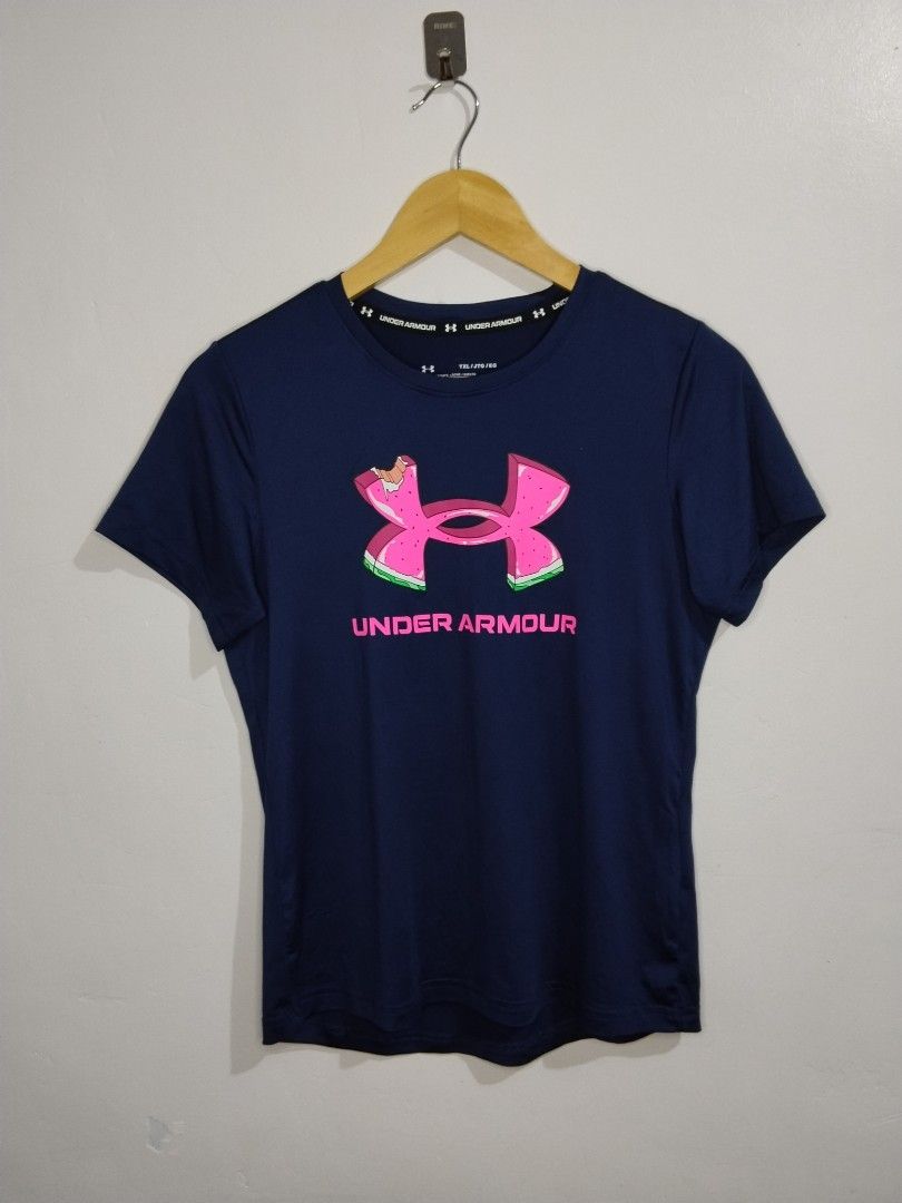Womens Top (Category: Activewear) located in Bago City. Submitted by classic_picked_up (Listing ID 1460600540, Image 3). Description: all like new no issue best fit small color rate 9.5/10 or better all drifit performance.