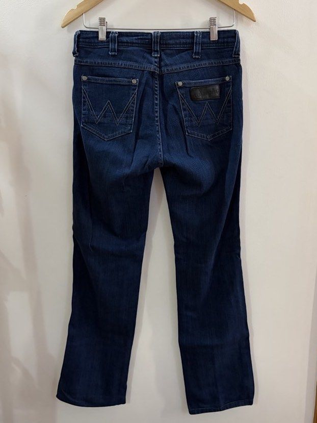 Wrangler Boot Cut Jeans Dark Blue Wash (Category: Jeans) located in San Juan City. Submitted by sel.ler (Listing ID 1460635046, Image 2). Description: .