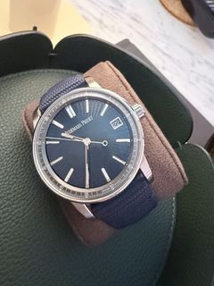 (Category: ) located in . Submitted by thewatchguysg12 (Listing ID 1460639862, Image 1). Description: .