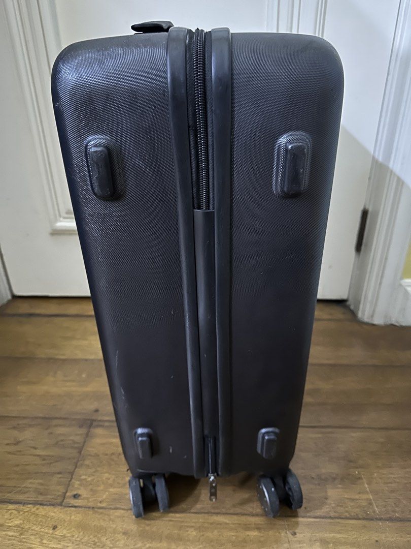 Xiaomi Luggage Classic Mi 90 Points Handcarry (Category: Luggage) located in Manila. Submitted by declutteringlot (Listing ID 1460642631, Image 3). Description: .