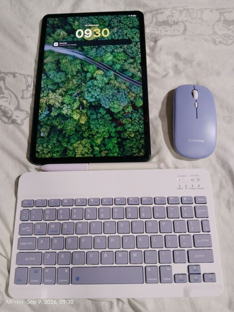 XIAOMI PAD + PEN (Category: Android) located in Caloocan City. Submitted by zach_silva1022 (Listing ID 1460564360, Image 2). Description: XIAOMI PAD 6,+PEN+,+KEYBOARD+AND+MOUSE overall+GOODS+ need+nyo+lang+palitan+tempered+glass+.+ Goods+pang+GAMING/OFFICE/STUDIES BACKUP 16K+LAHAT+NAYAN+.+ contact info : 0992-997-2832.