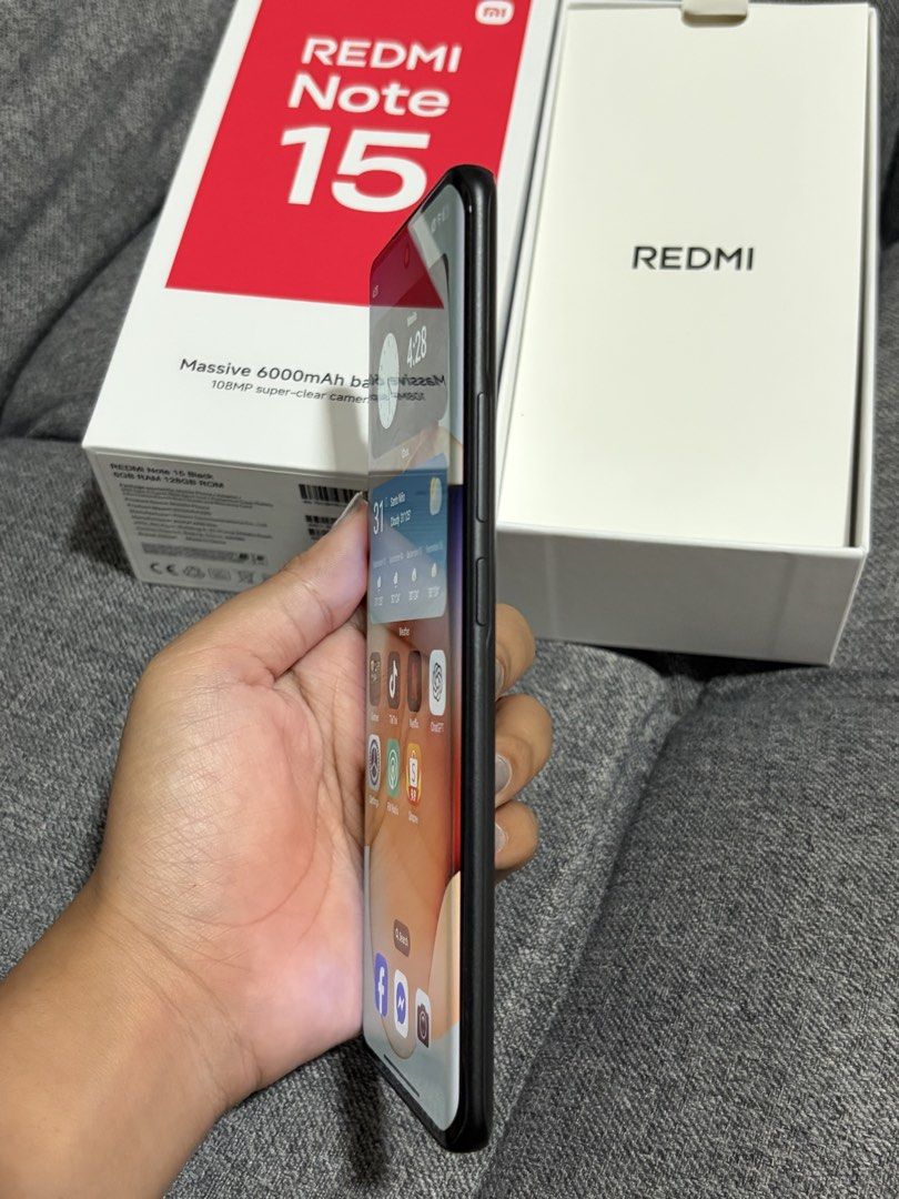 Xiaomi Redmi Note 15 (Category: Xiaomi) located in Makati City. Submitted by thriftthriveph (Listing ID 1460513058, Image 3). Description: Redmi Note 15 128gb 100% battery health Complete with original box, original charger set & cases NO ISSUE 4 month old, backup phone. With remaining official warranty 📍Plaridel.