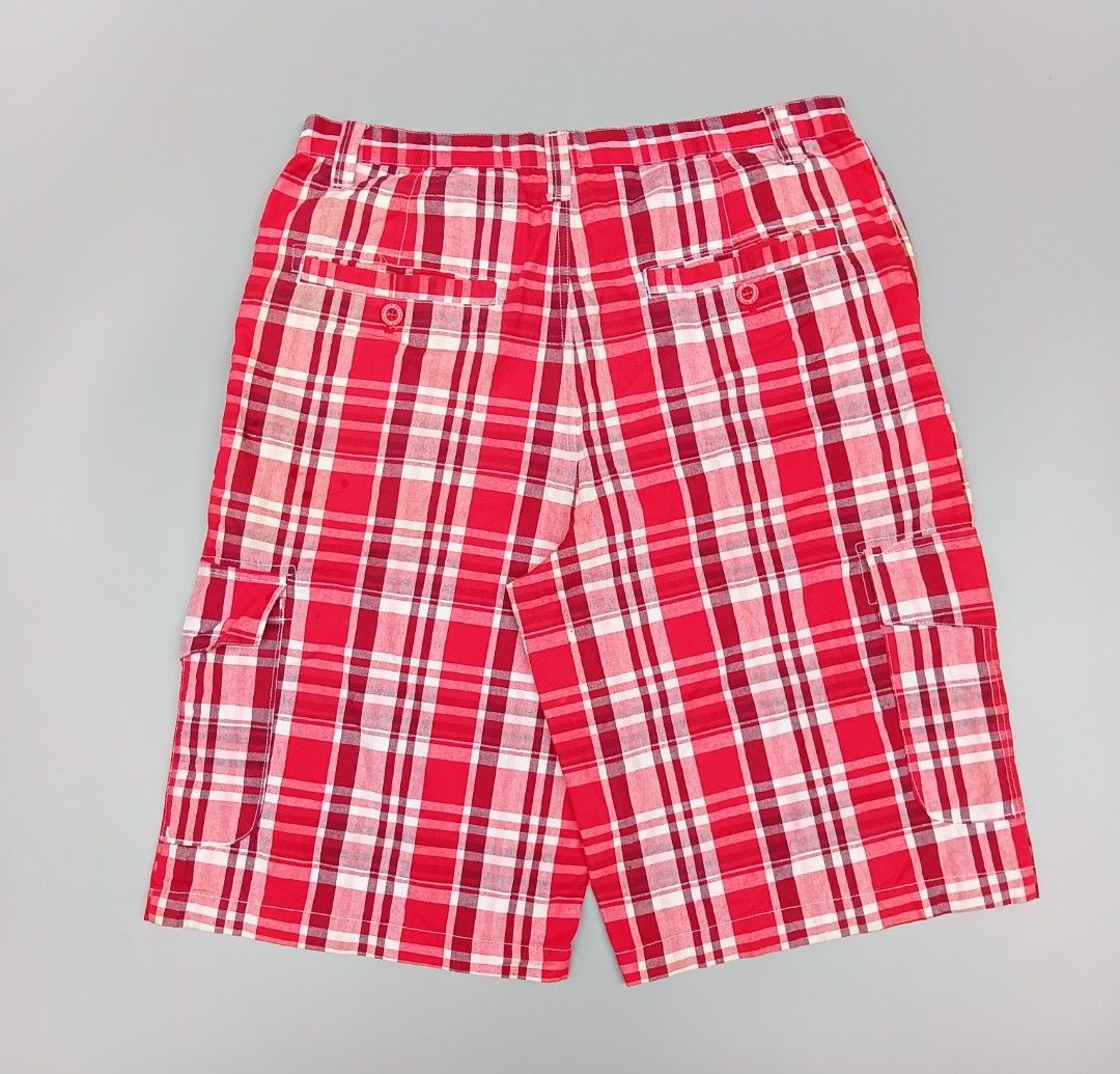 Y2k Southpole Authentic Collection red plaid checkered cargo shorts. (Category: Shorts) located in Manila. Submitted by hustler_777 (Listing ID 1460652275, Image 2). Description: .
