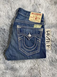 (Category: ) located in . Submitted by thriftchubs (Listing ID 1460516805, Image 1). Description: .