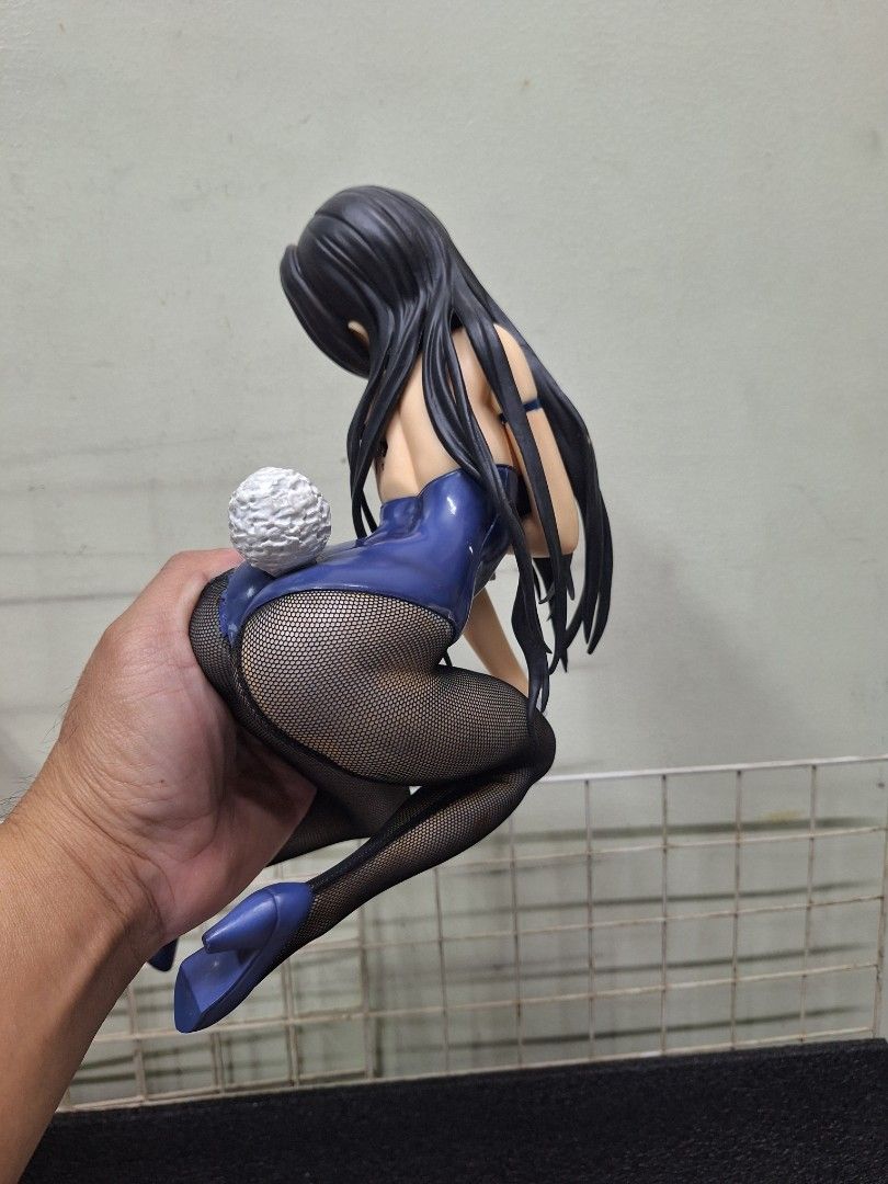 YUI KOTEGAWA (Category: Figurines & Statues) located in Makati City. Submitted by telractrading (Listing ID 1460539292, Image 3). Description: YUI KOTEGAWA PVC AS IS ,wala yung bunny sa head nya. malaki po yan..