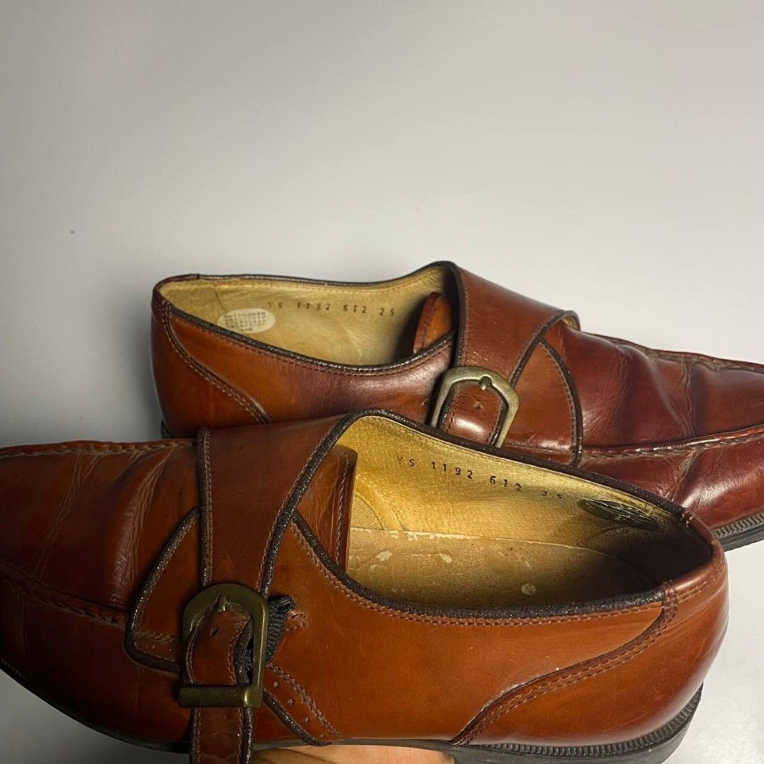 Yves Saint Laurent (Category: Casual Shoes) located in Davao. Submitted by knthrftfnds_3704 (Listing ID 1460698456, Image 3). Description: .