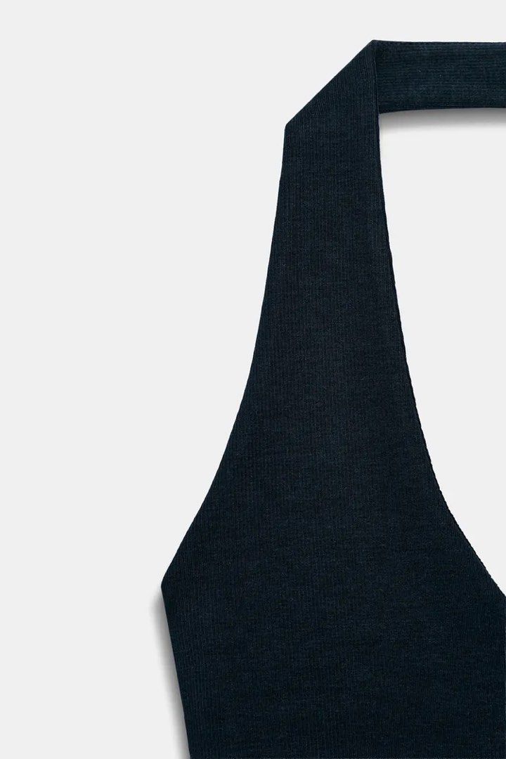 Zara Black Ribbed Halter Top (Category: Sleeveless) located in Quezon City. Submitted by tshsmnl (Listing ID 1460661727, Image 3). Description: Size small on tag Fits xs-s No flaws worn twice only No when worn photo 🥹 Shipping via lalamove only.