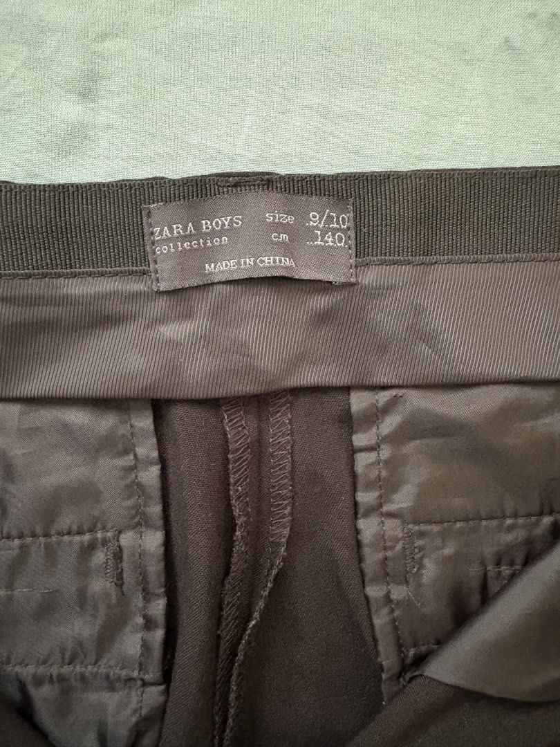 ZARA Kids bundle pants and polo (Category: Babies & Kids Fashion) located in Manila. Submitted by anabri (Listing ID 1460557620, Image 3). Description: Bundle of Zara black pants for boys and polo See photos for details Pants still im great condition, tinahi sa bottom to adjust the length but you can remove the stitching.