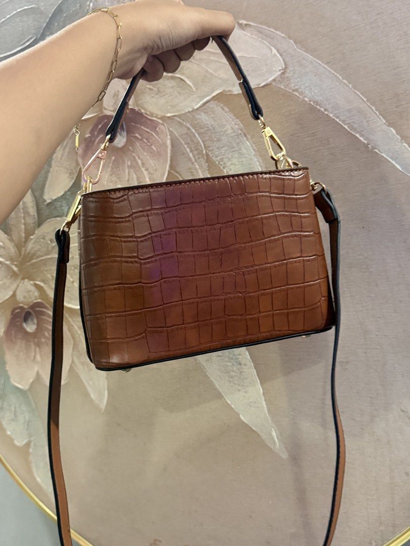 Zara croc-effect rectangular shoulder/crossbody bag (Category: Cross-body Bags) located in Iligan City. Submitted by my.preloved29 (Listing ID 1460525809, Image 1). Description: NEVER BEEN WORN! Got this for 2k plus.