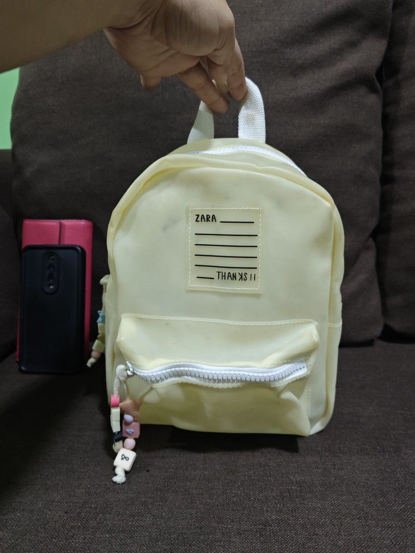 Zara mini backpack (Category: Backpacks) located in Pili. Submitted by zaneombao03491 (Listing ID 1460648565, Image 1). Description: .