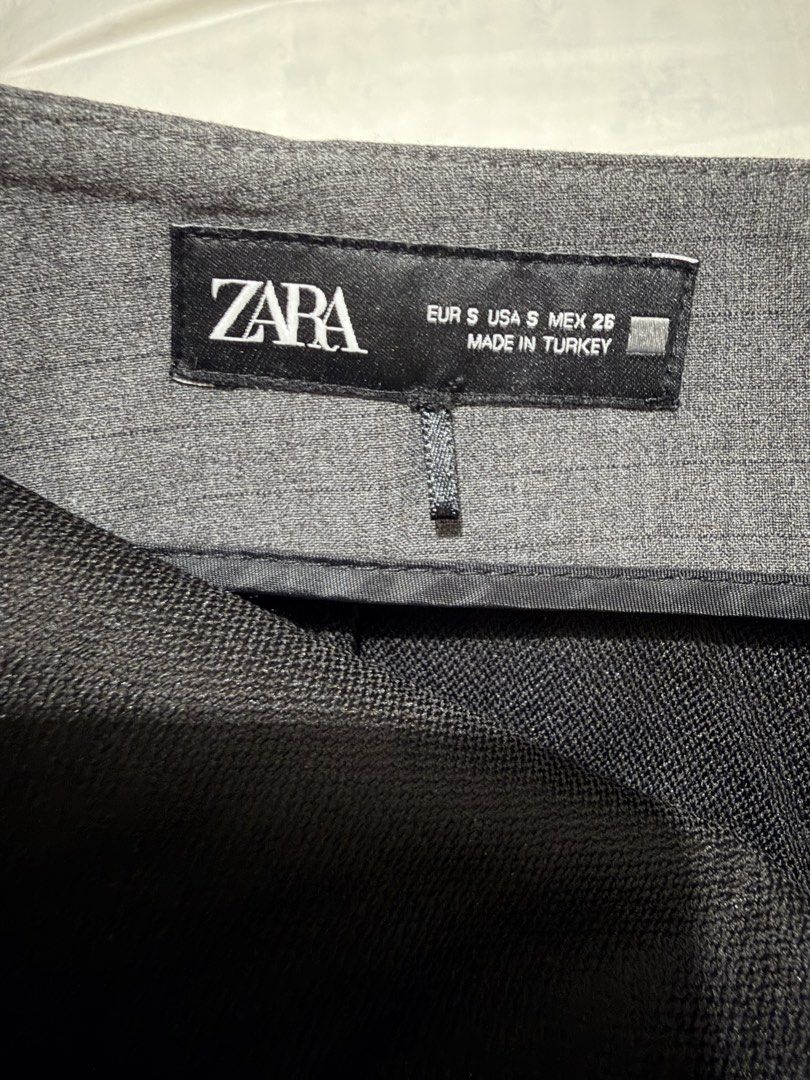 Zara Skort with slit detail (Category: Skirts) located in Olongapo. Submitted by aemax.cgtrading (Listing ID 1460687957, Image 3). Description: .