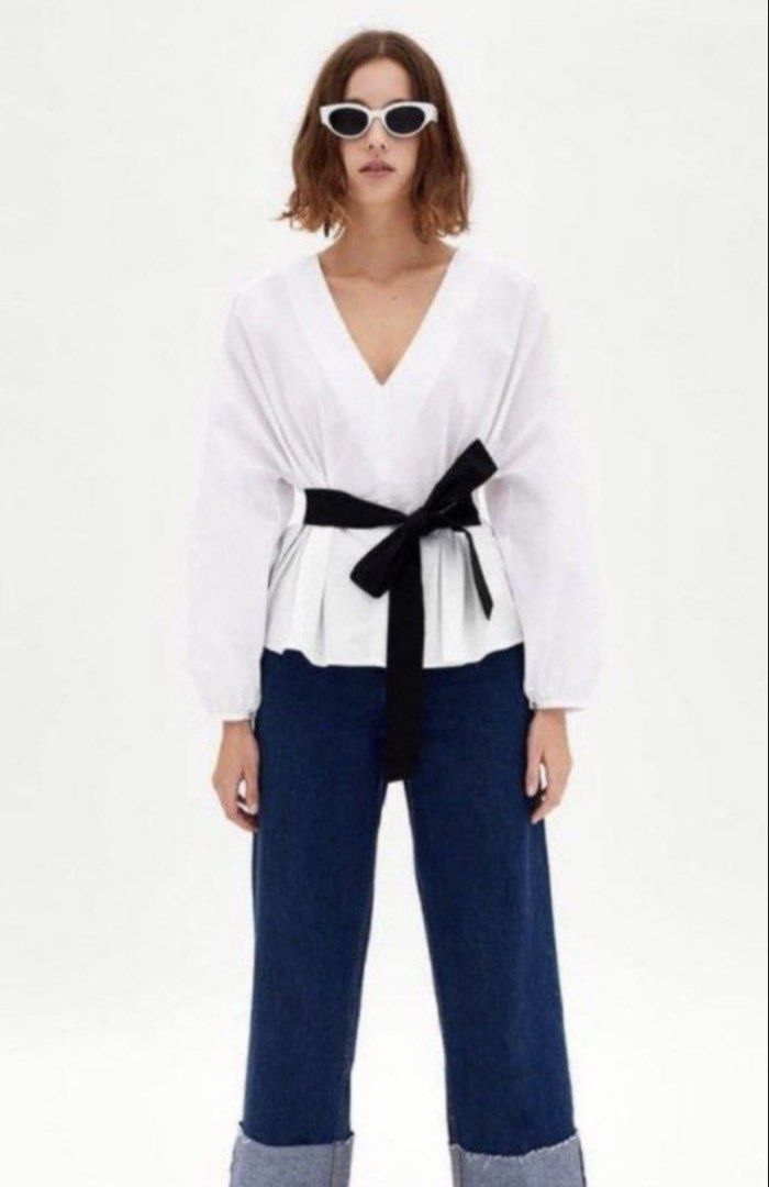 Zara White Belted Poplin Top (Category: Longsleeves) located in Naga. Submitted by tiindahunts (Listing ID 1460559424, Image 1). Description: From Hongkong box!.