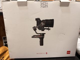 （分類：）位於 。 由 aanyatt 提交（商品編號 1460668826，圖片 1）。簡介： 。