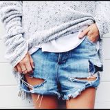 (Category: ) located in . Submitted by thvnders (Listing ID 1244383131, Image 1). Description: .