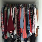 (Category: ) located in . Submitted by yourwardrobe (Listing ID 1382017315, Image 1). Description: .