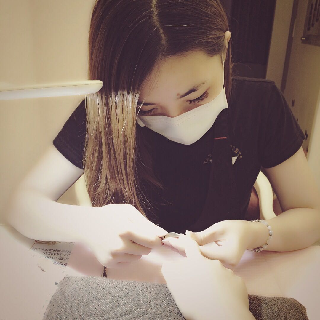 由 minanails (刊登 ID 1376608034，圖片 1) 提交，位於 的 (類別：)，說明：。