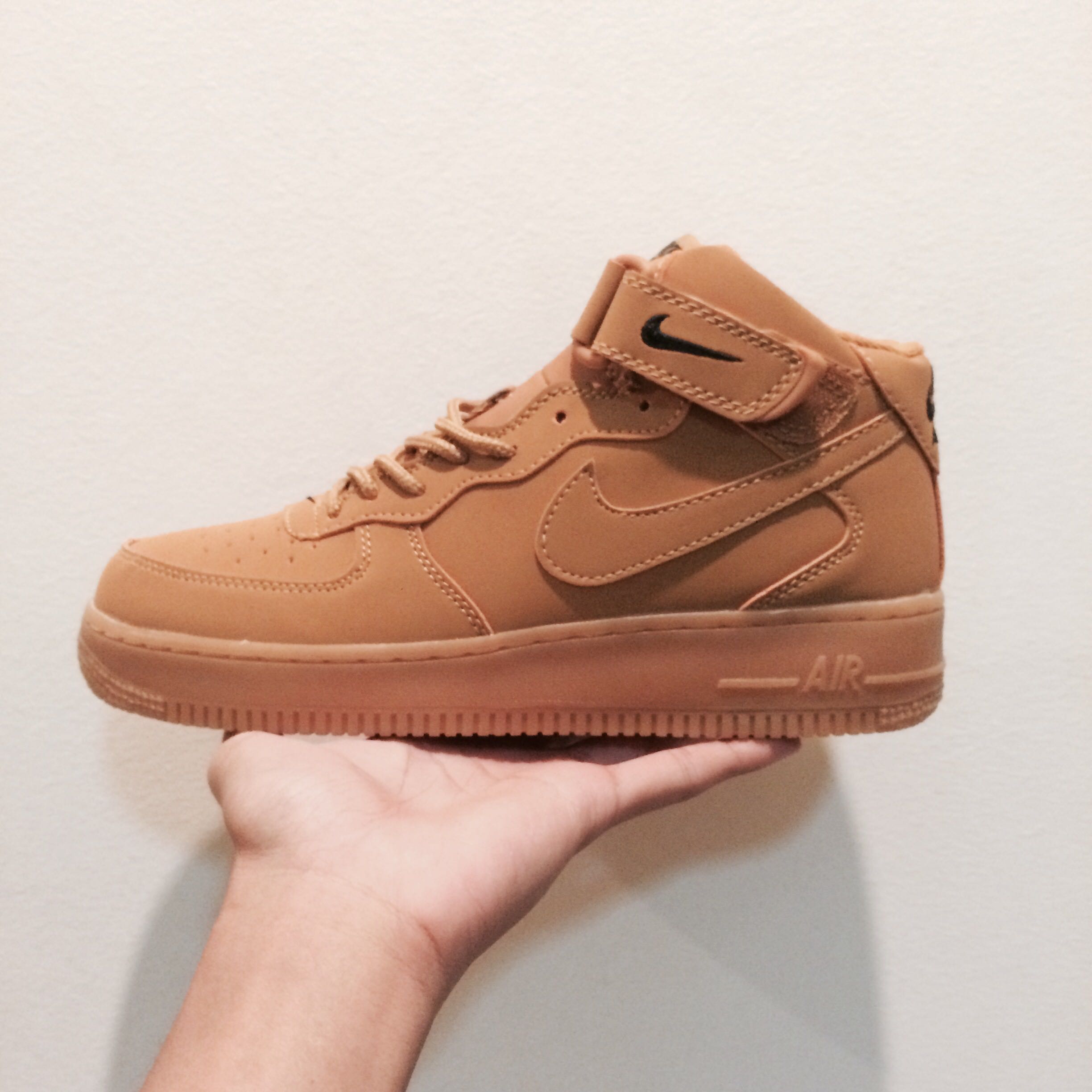 (Category: ) located in . Submitted by shoeshopbox (Listing ID 139668485, Image 1). Description: .