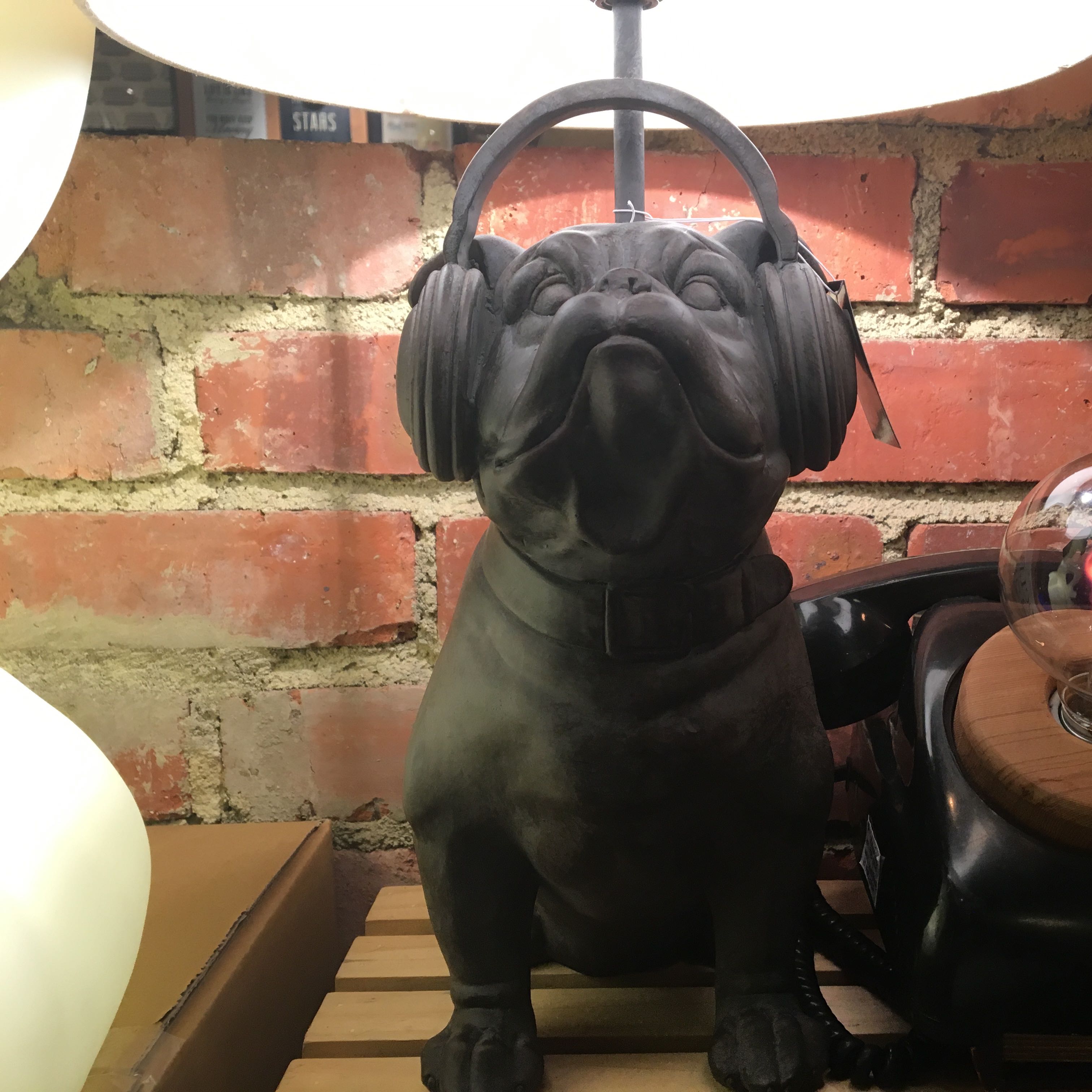 (Category: ) located in . Submitted by shooshu (Listing ID 1373402894, Image 1). Description: .