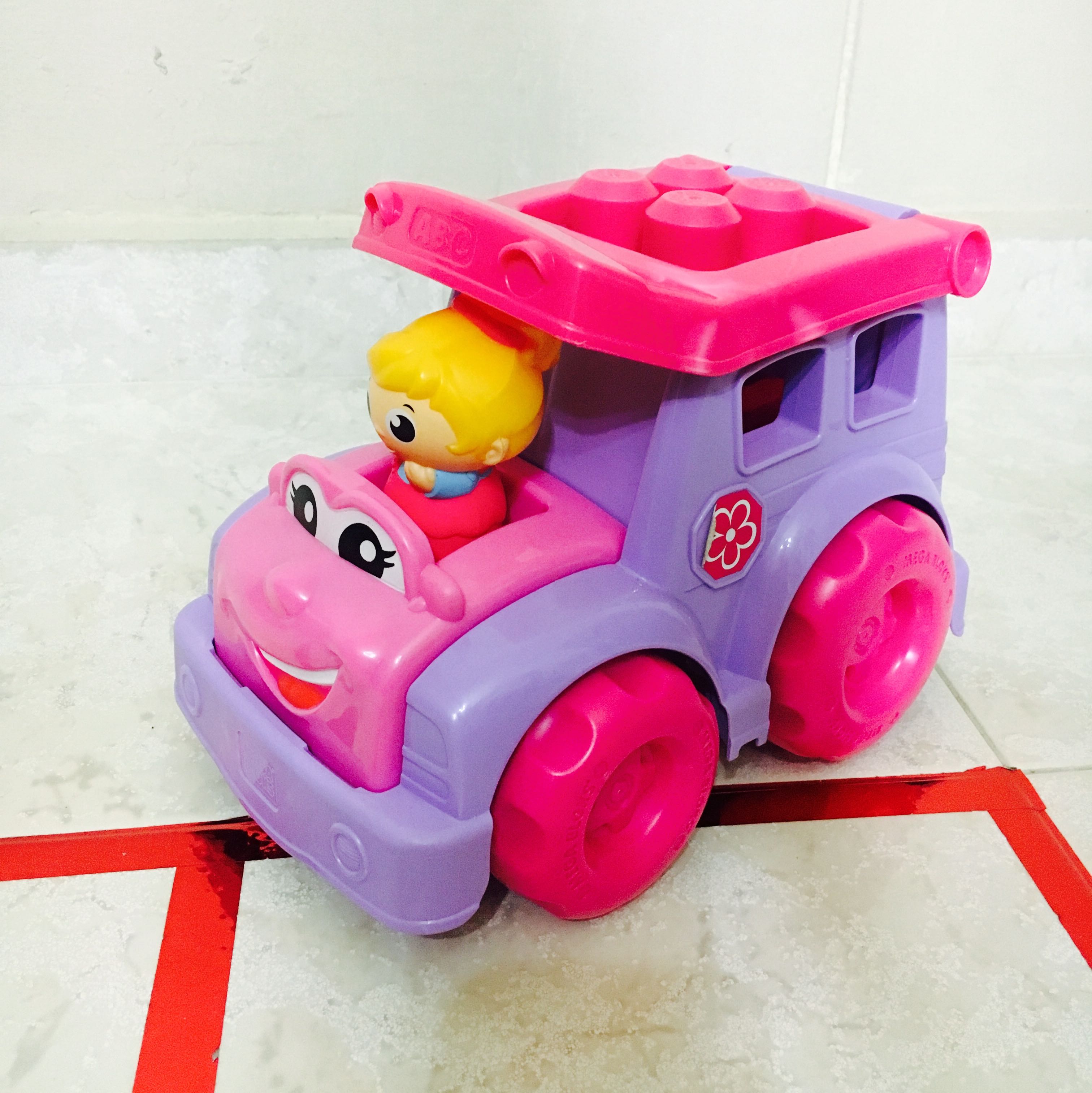 (Category: ) located in . Submitted by zinkey (Listing ID 1380330402, Image 1). Description: .