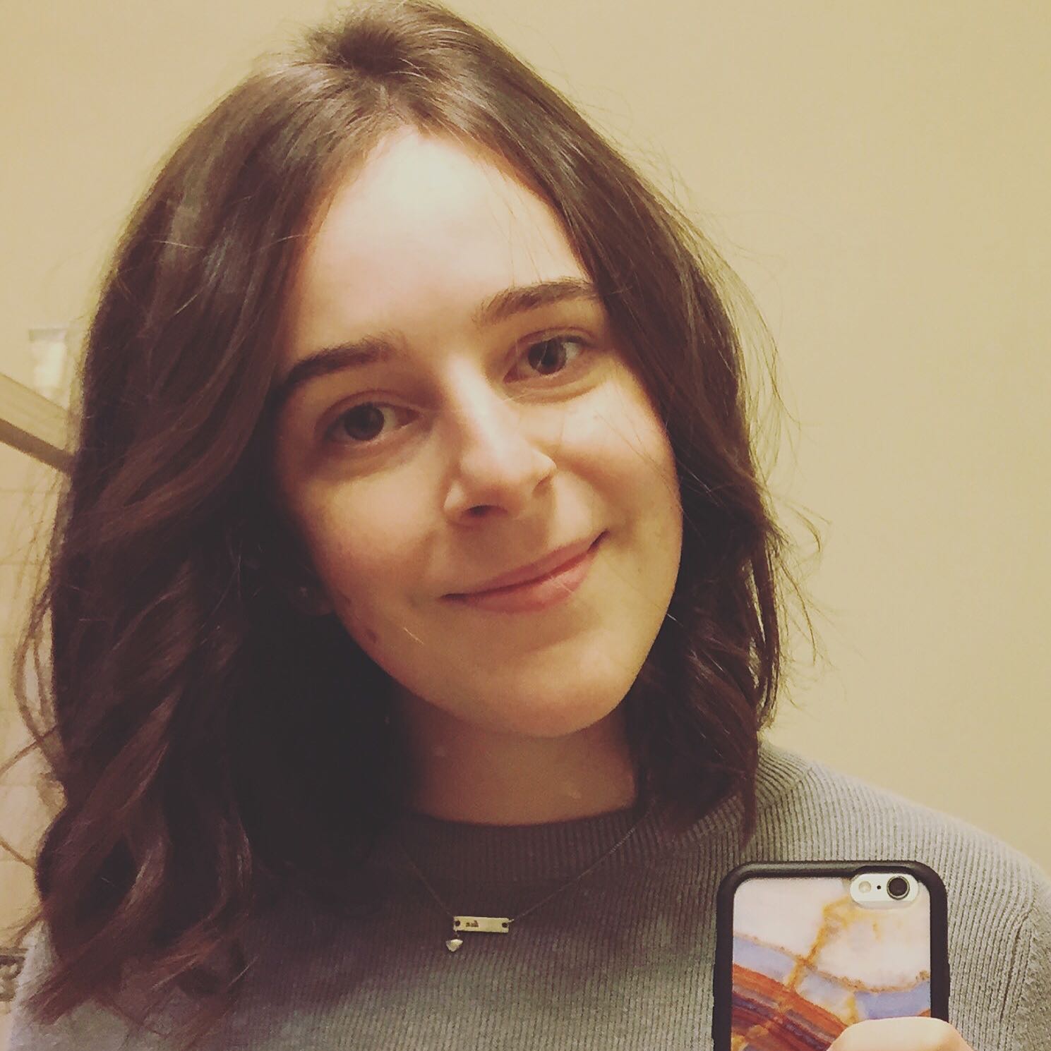 samanthabrown123的商品正在carousell旋转拍卖上贩售