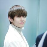 （分類：）位於 。 由 taehyungvkook 提交（商品編號 1311320927，圖片 1）。簡介： 。