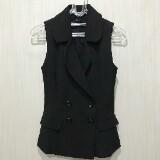 (Kategori: ) berada di . Dikirim oleh preloved.bajubranded (ID iklan 1186926318, Gambar 1). Deskripsi: .