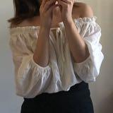 （分類：）位於 。 由 valerie_secondhand 提交（商品編號 1383442049，圖片 1）。簡介： 。