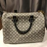 (Category: ) located in . Submitted by mrluxury (Listing ID 1327426735, Image 1). Description: .