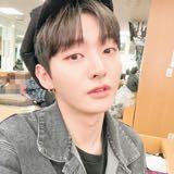 （分類：）位於 。 由 yoonsungg 提交（商品編號 1379514284，圖片 1）。簡介： 。