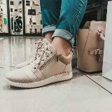 (Kategori: ) berada di . Dikirim oleh wie_preloved (ID iklan 1385508325, Gambar 1). Deskripsi: .