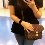 (Kategori: ) berada di . Dikirim oleh celineev92 (ID iklan 1364691269, Gambar 1). Deskripsi: .