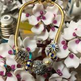 (Category: ) located in . Submitted by edifier888 (Listing ID 1032683398, Image 1). Description: .