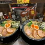 （分類：）位於 。 由 sasa.b 提交（商品編號 1374957002，圖片 1）。簡介： 。