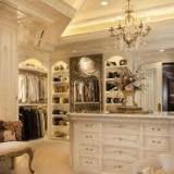 (Category: ) located in . Submitted by savemywardrobeee (Listing ID 1381783652, Image 1). Description: .