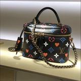 （分類：）位於 。 由 waneswong 提交（商品編號 1072272787，圖片 1）。簡介： 。