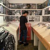 (Kategori: ) berada di . Dikirim oleh ____kiki (ID iklan 1352957865, Gambar 1). Deskripsi: .