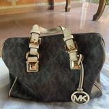 (Kategori: ) berada di . Dikirim oleh yhayhapreloved (ID iklan 1384449257, Gambar 1). Deskripsi: .